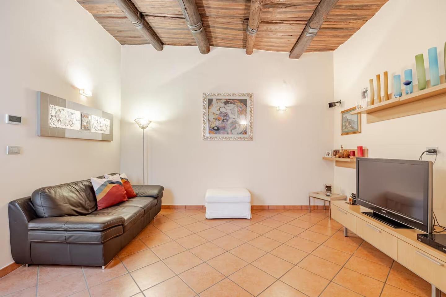 Casa Albertino-In The Heart Of Napoli Esterno foto